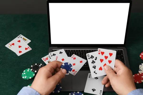 Understanding the Role of idrpoker in Online Poker